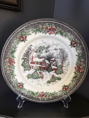 Royal Stafford Christmas Village 11” Dinner Plate England cabin